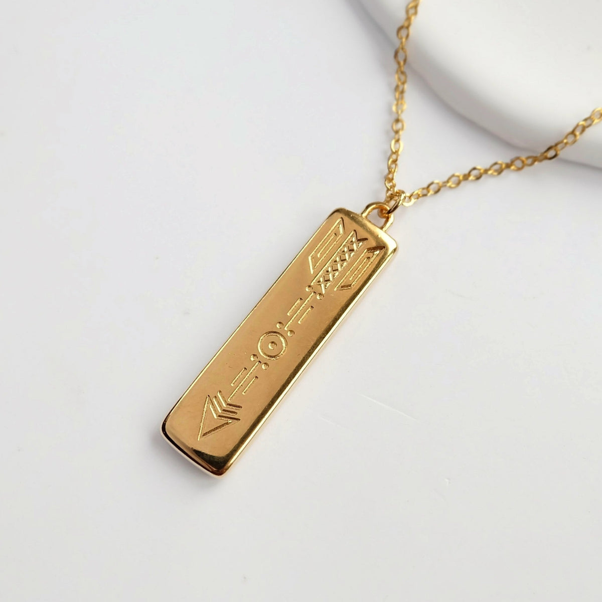 Neith Arrow Necklace