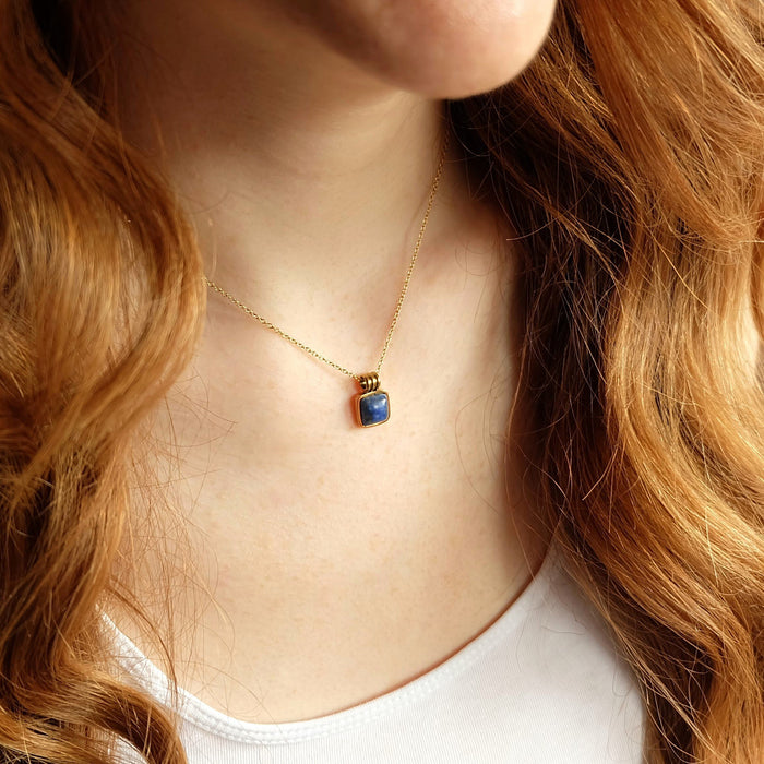 Dainty Lapis Lazuli Necklace