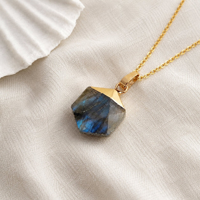 Lbaradorite Necklace
